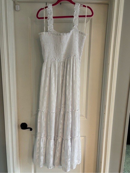 Lilly Pulitzer Dresses & Skirts - Lilly Pulitzer White Smocked Hadly Maxi Dress